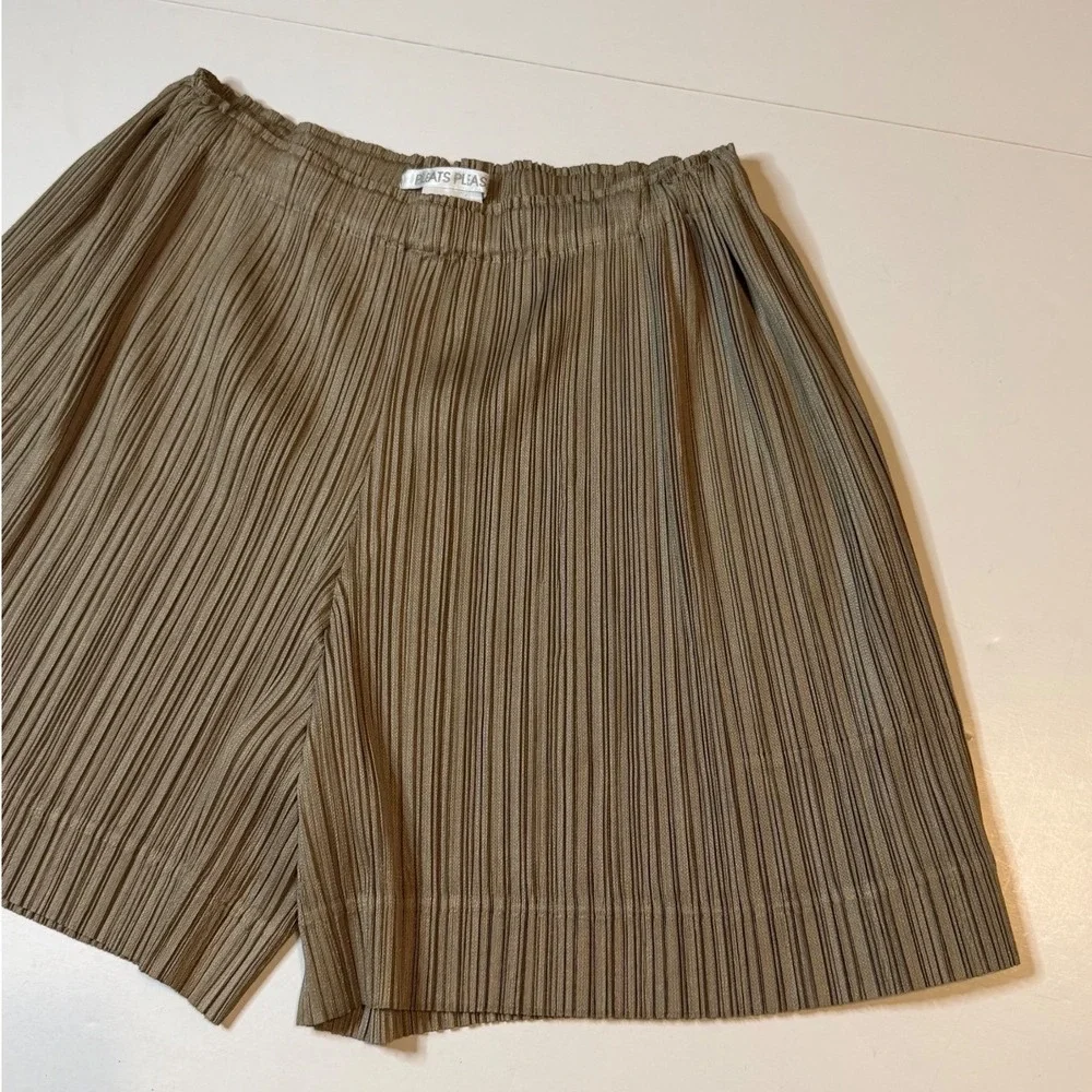 Pleats Please Issey Miyake Shorts Womens 3 Taupe Pleated Wide Leg